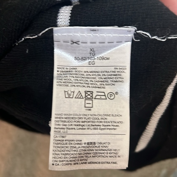 Banana Republic with Italian Yarn by Flipucci Black/White Stripe Sweater XL - Picture 4 of 4